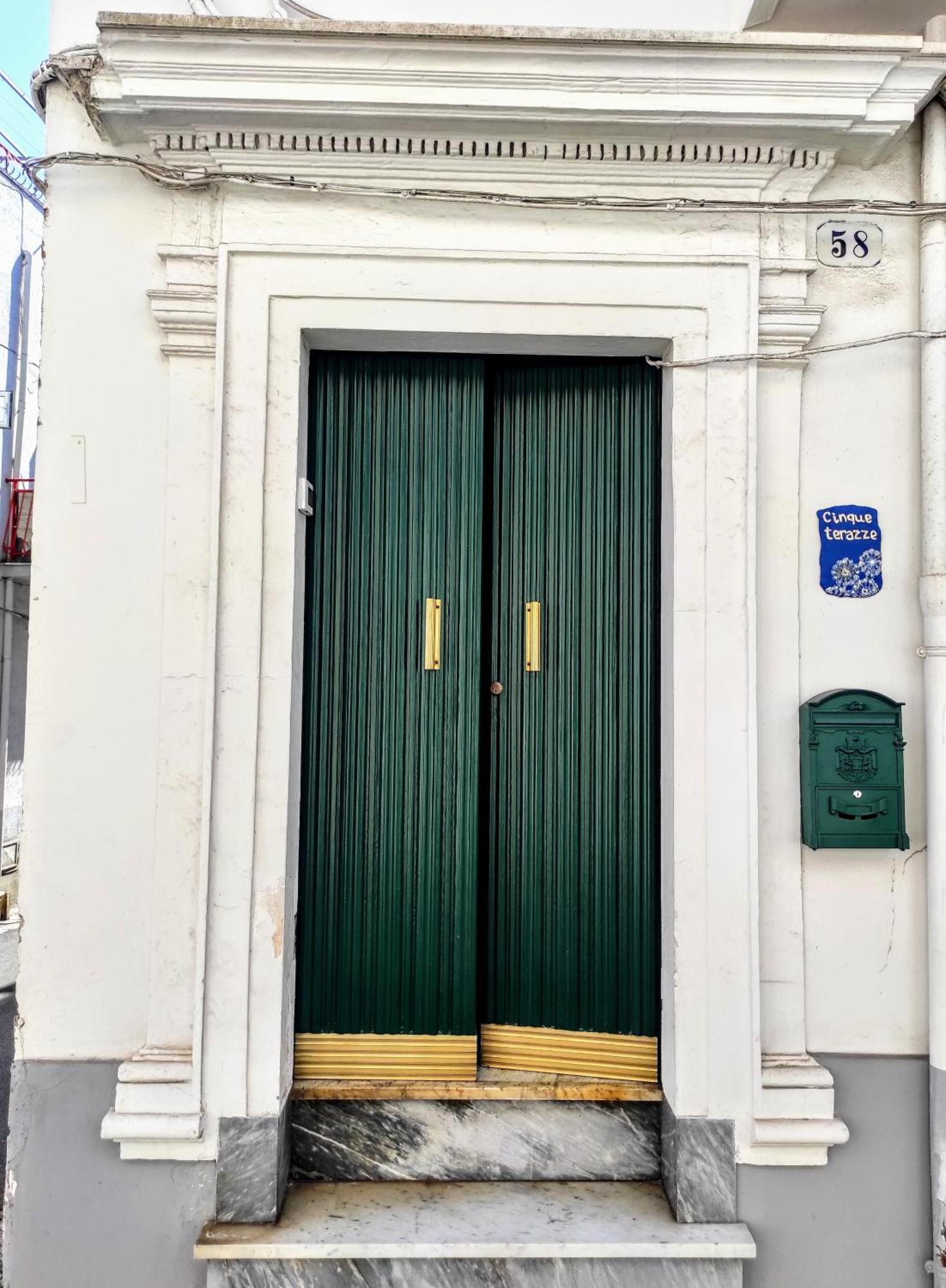 Cinque Terrazze: Freshly Renovated 2-Bedroom House Ceglie Messapica Zewnętrze zdjęcie